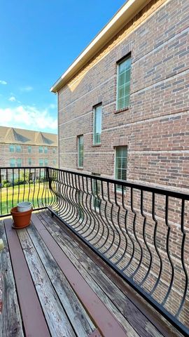 2500 Rockbrook Drive 40, Lewisville, TX 75067