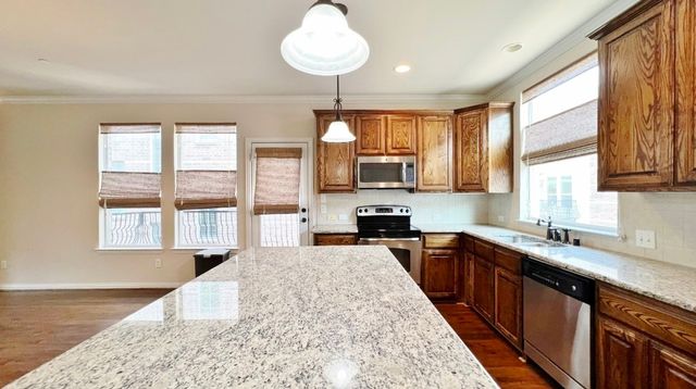 2500 Rockbrook Drive 40, Lewisville, TX 75067