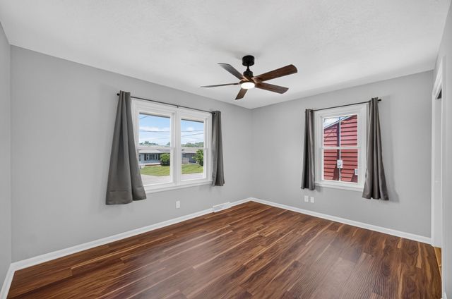 1306 Southlawn Drive, Des Moines, IA 50315
