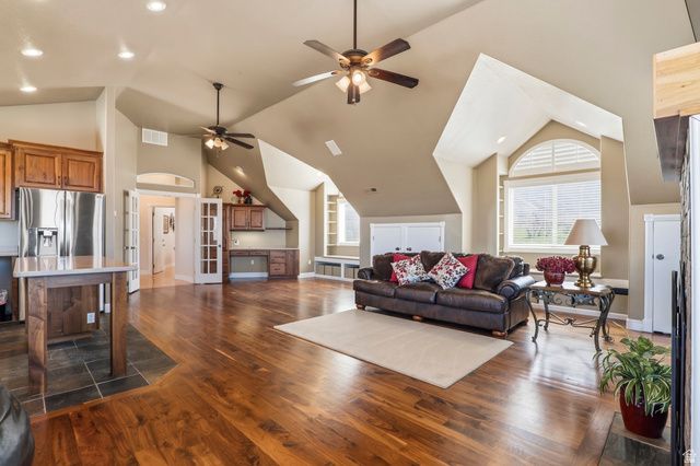 173 E 10000 S, Salem, UT 84653