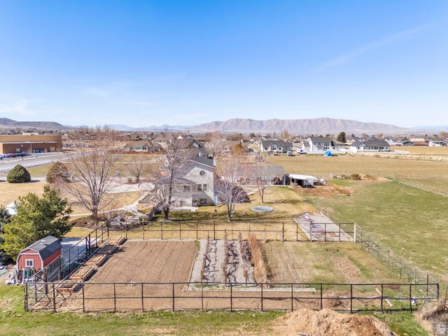 173 E 10000 S, Salem, UT 84653