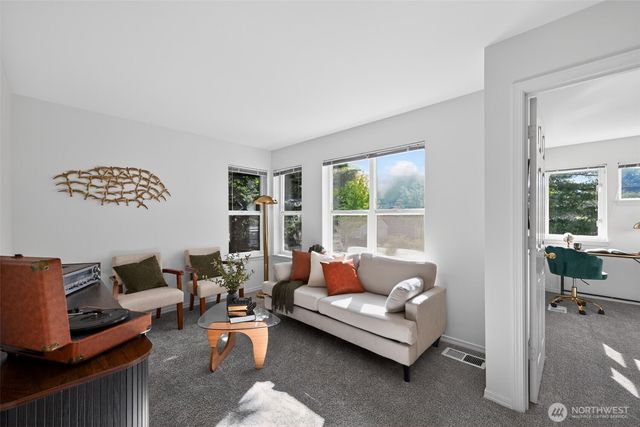 11510 Maple Court, Mukilteo, WA 98275