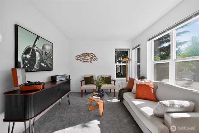 11510 Maple Court, Mukilteo, WA 98275