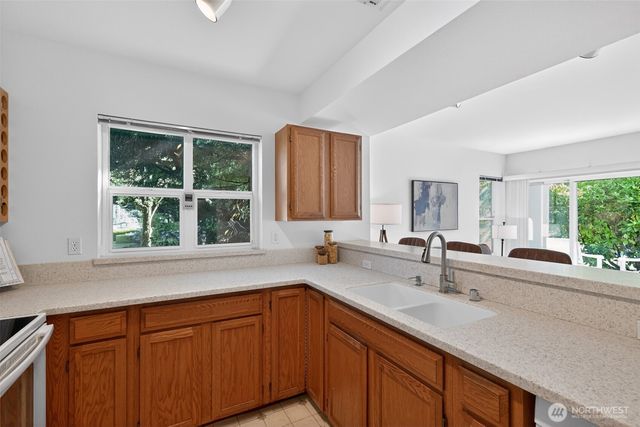 11510 Maple Court, Mukilteo, WA 98275