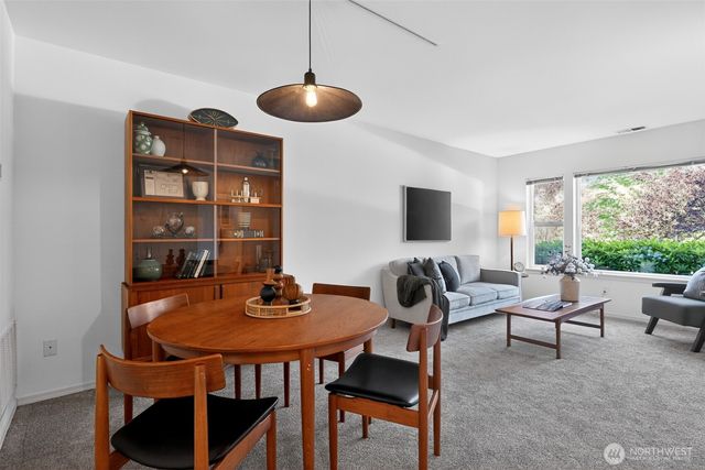 11510 Maple Court, Mukilteo, WA 98275