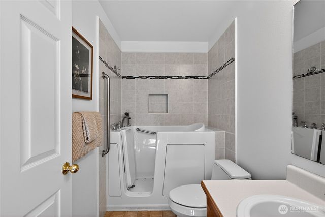 11510 Maple Court, Mukilteo, WA 98275