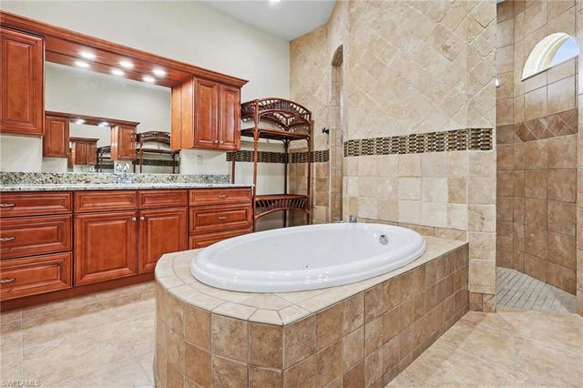 4113 NW 26th ST, Cape Coral, FL 33993