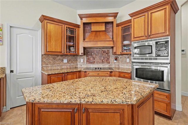 4113 NW 26th ST, Cape Coral, FL 33993