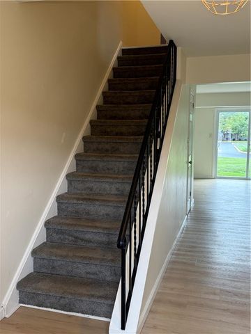 8 Lexington, Forks Twp, PA 18040