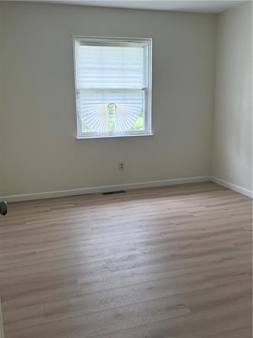 8 Lexington, Forks Twp, PA 18040