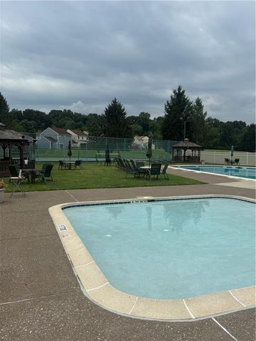 8 Lexington, Forks Twp, PA 18040