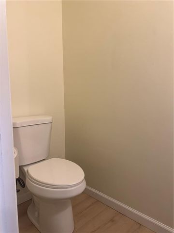 8 Lexington, Forks Twp, PA 18040