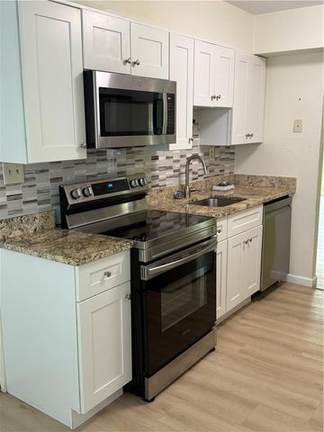 8 Lexington, Forks Twp, PA 18040