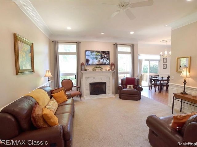 1596 Alsdorf Avenue, Rochester Hills, MI 48309