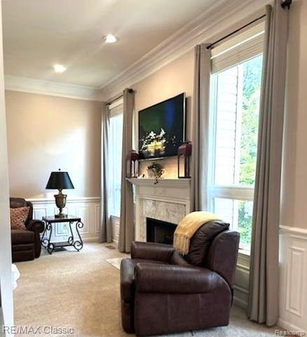1596 Alsdorf Avenue, Rochester Hills, MI 48309