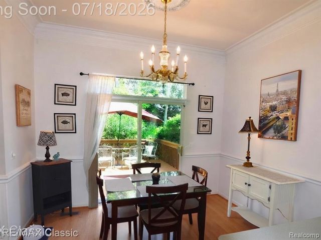 1596 Alsdorf Avenue, Rochester Hills, MI 48309