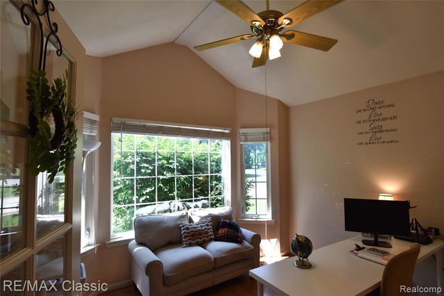 1596 Alsdorf Avenue, Rochester Hills, MI 48309