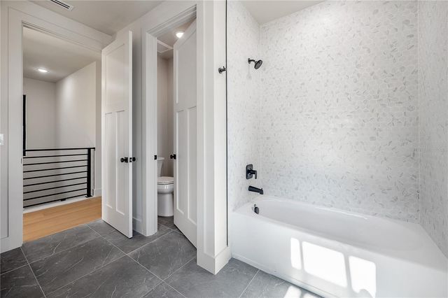 2301 N RIDGEWOOD AVENUE, Tampa, FL 33602