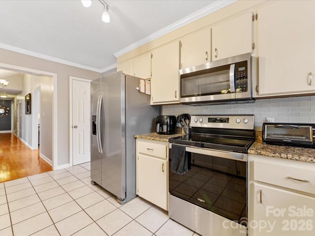 3489 Lake Shore Road S, Denver, NC 28037