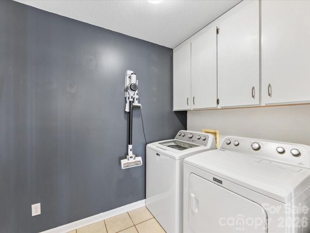 3489 Lake Shore Road S, Denver, NC 28037