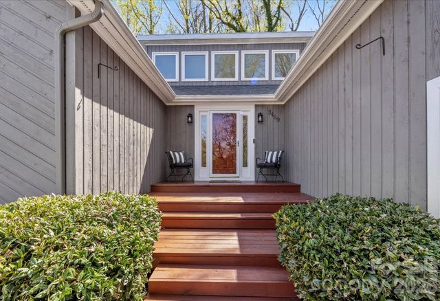 3489 Lake Shore Road S, Denver, NC 28037