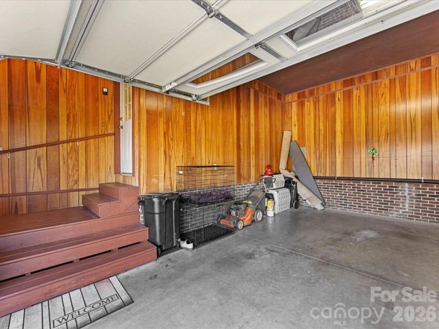 3489 Lake Shore Road S, Denver, NC 28037