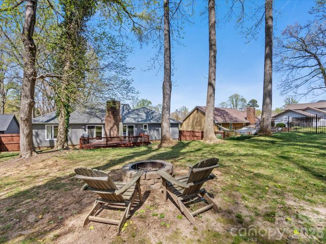3489 Lake Shore Road S, Denver, NC 28037