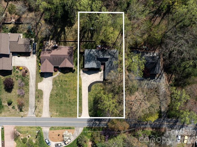 3489 Lake Shore Road S, Denver, NC 28037