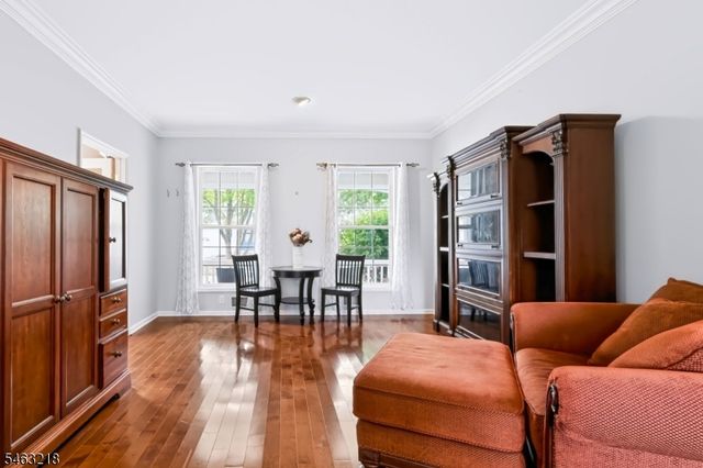 36 Bluebird Way, Raritan Boro, NJ 08869