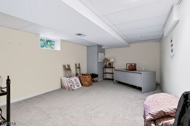 36 Bluebird Way, Raritan Boro, NJ 08869