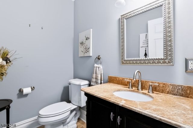 36 Bluebird Way, Raritan Boro, NJ 08869