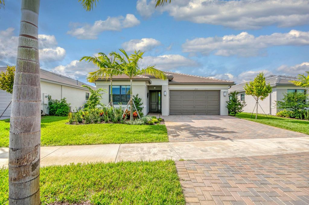 12312 SW Blue Mangrove Parkway, Port St Lucie, FL 34987