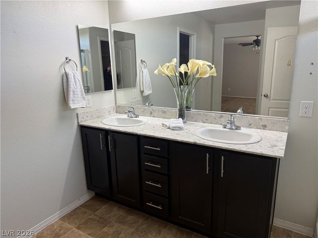 10665 Mount Blackburn Avenue, Las Vegas, NV 89166