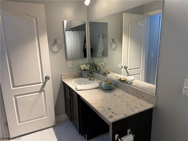 10665 Mount Blackburn Avenue, Las Vegas, NV 89166