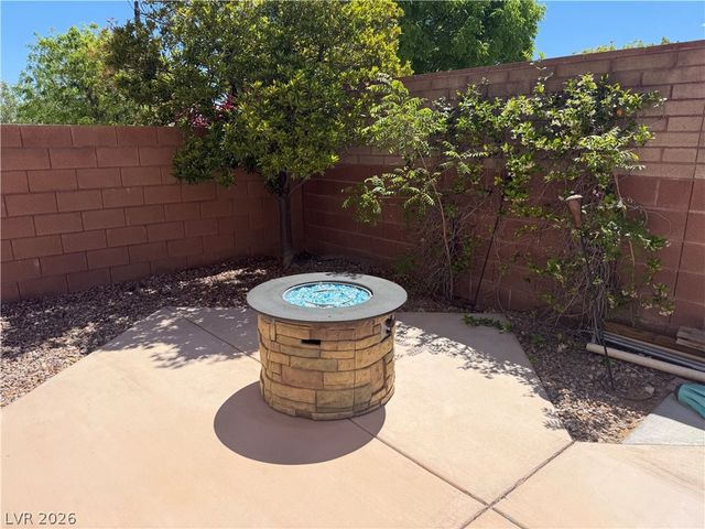 10665 Mount Blackburn Avenue, Las Vegas, NV 89166