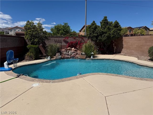 10665 Mount Blackburn Avenue, Las Vegas, NV 89166