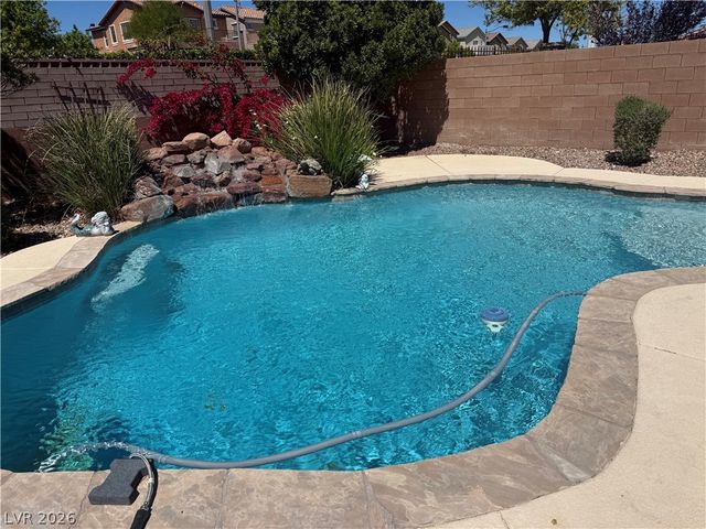 10665 Mount Blackburn Avenue, Las Vegas, NV 89166