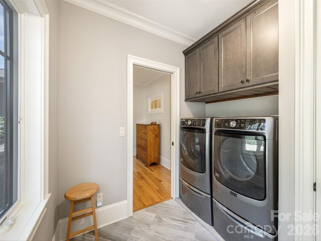72 Dusky Court, Hendersonville, NC 28739