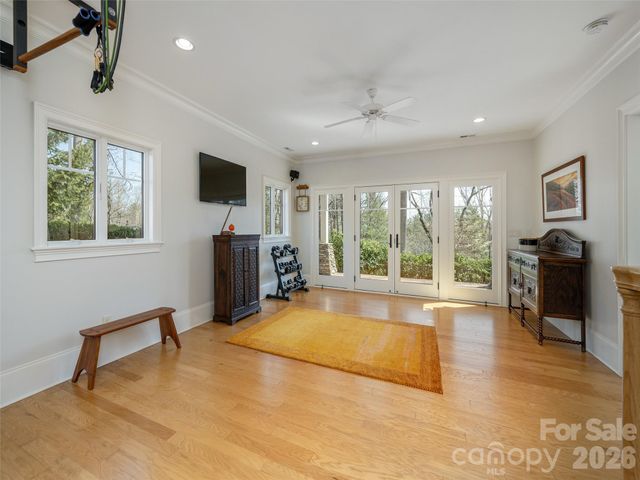 72 Dusky Court, Hendersonville, NC 28739