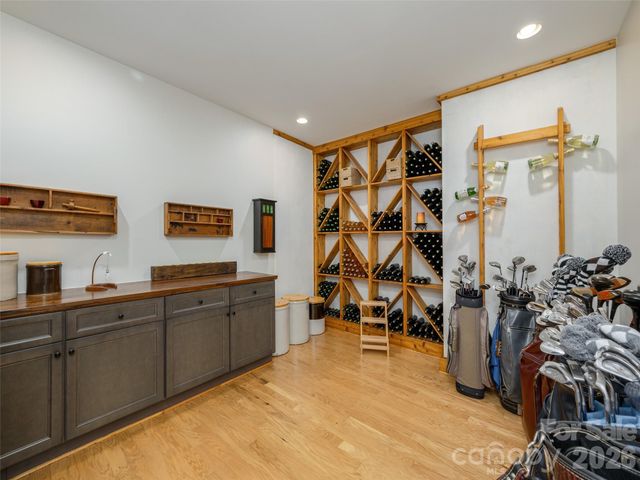72 Dusky Court, Hendersonville, NC 28739