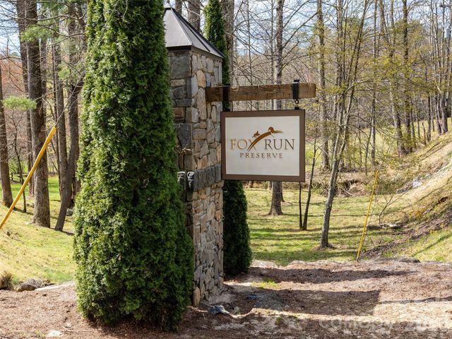 72 Dusky Court, Hendersonville, NC 28739
