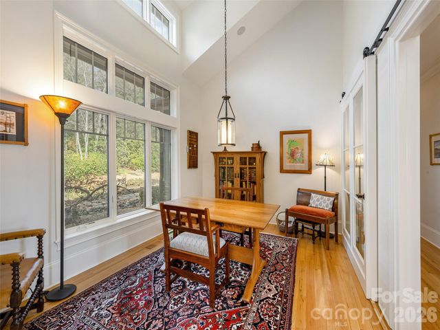 72 Dusky Court, Hendersonville, NC 28739