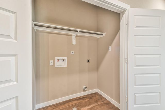 9860 Grosbeak Lane, Magnolia, TX 77354