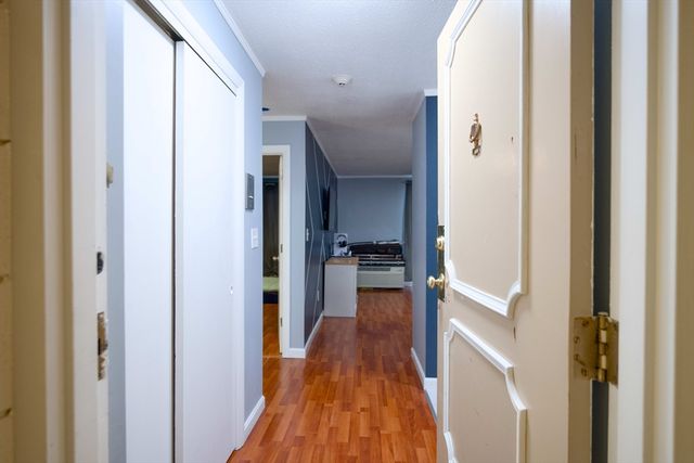 45 Oval Rd 34, Quincy, MA 02170