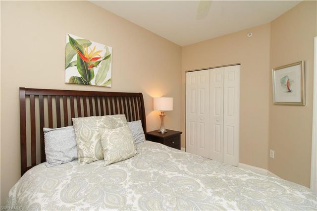 519 Roma CT 3-305, Naples, FL 34110