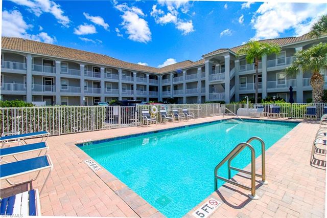 519 Roma CT 3-305, Naples, FL 34110