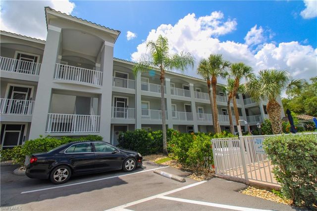 519 Roma CT 3-305, Naples, FL 34110
