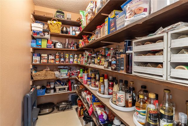 530 E Country Club Drive E, Union, WA 98592