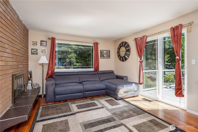 530 E Country Club Drive E, Union, WA 98592