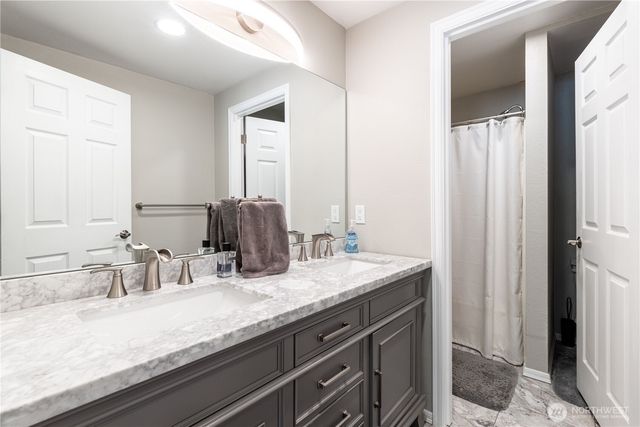 530 E Country Club Drive E, Union, WA 98592